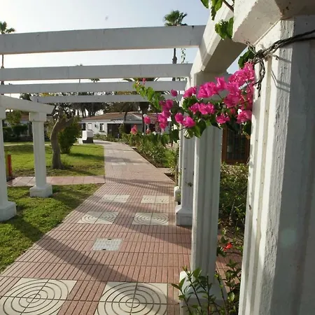 Premium Bungalow - Vegas Golf